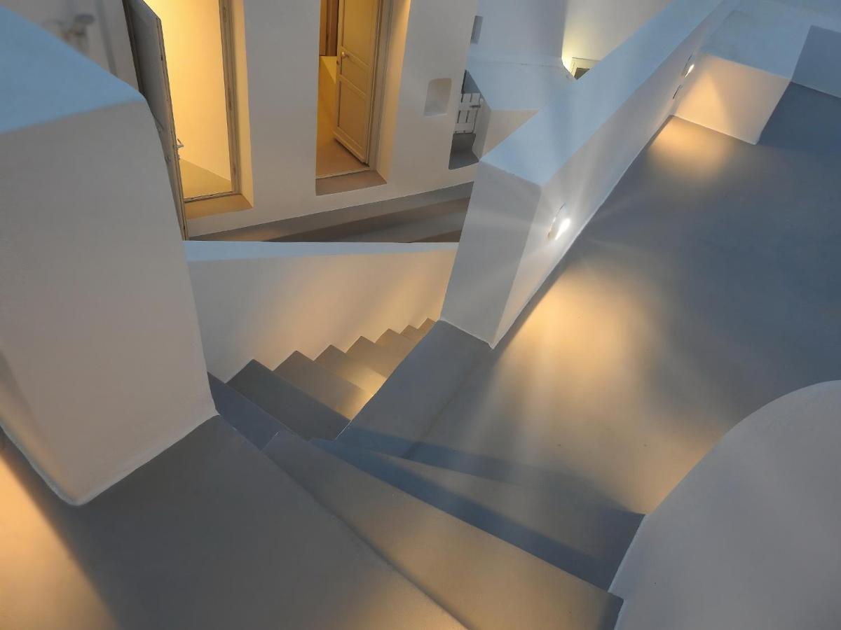 Golden Stone Santorini Апарт-отель Акротири